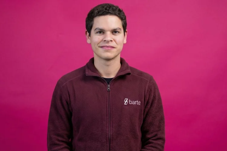 Este carioca deixou de ser motorista de aplicativo para liderar uma fintech de R$ 300 milhões
