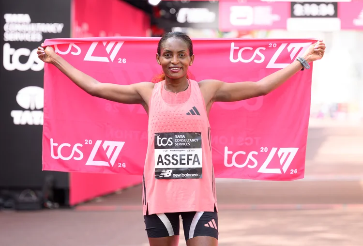 Etíope vence em Londres com novo recorde mundial de maratona exclusivamente feminina