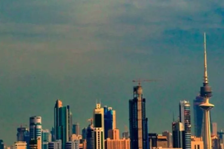 EUA fecham embaixada americana no Kuwait após ataques do Irã