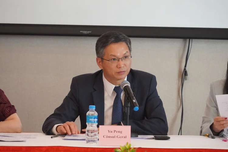 EUA precisa parar de atacar o Irã imediatamente, diz cônsul da China