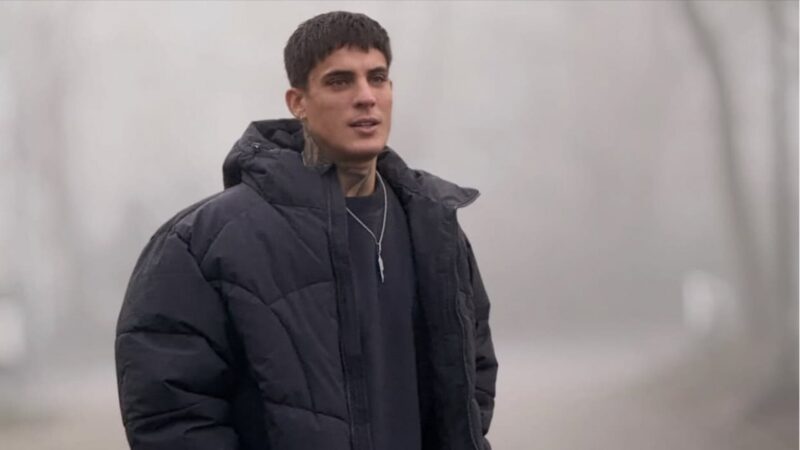 Ex-Fazenda Tiago Ramos diz ter sido denunciado à polícia e dispara ofensas contra a própria mãe