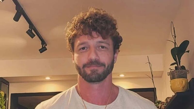 Ex-galã da Globo abre o jogo e revela que é retrossexual: ‘Não faz…’