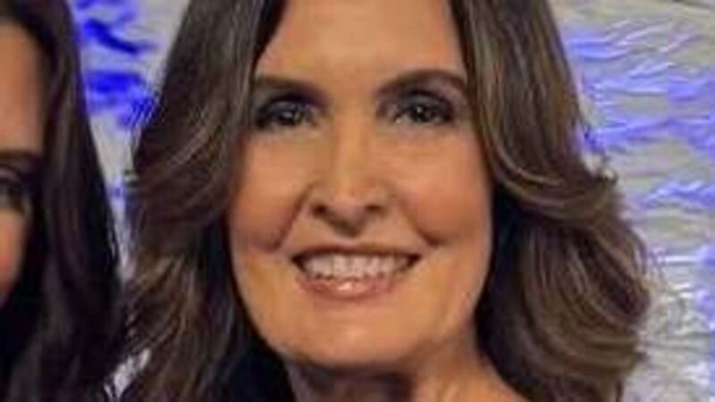 Fátima Bernardes faz rara aparição com filha e surpreende a internet: ‘A cara do Bonner’