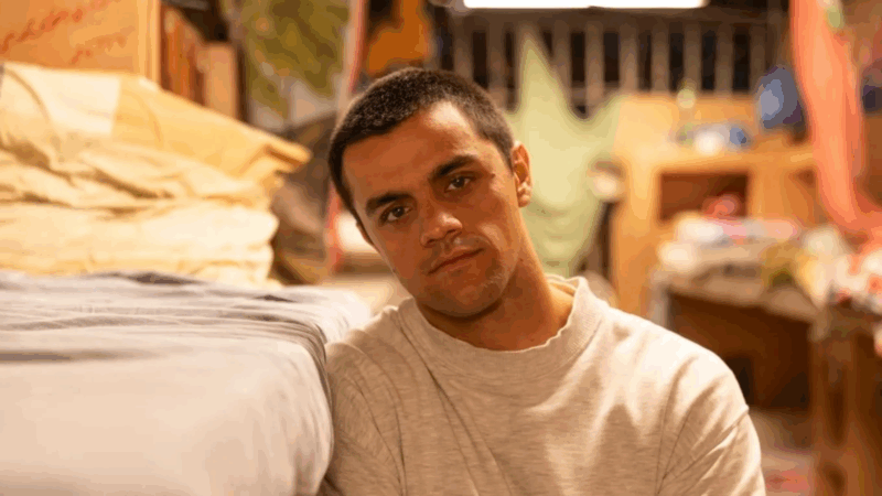 Felipe Simas detalha preparação para viver personagem polêmico em ‘Tremembé’