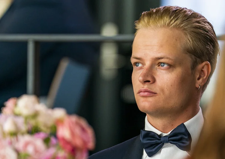 Filho de princesa da Noruega vai a julgamento por crimes sexuais