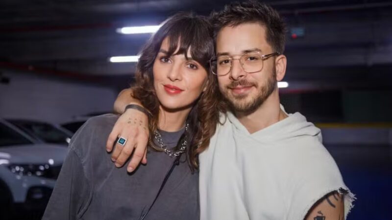 Filhos enormes! Esposa de Junior Lima mostra fotos raríssimas no aniversário do cantor