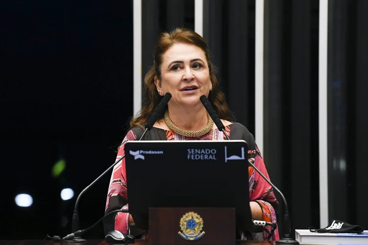 Filiação de Kátia Abreu ao PT enfrenta resistência interna no Tocantins