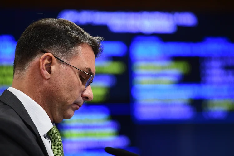 Flávio Bolsonaro vai a SP para reuniões com mercado financeiro após crise com Vorcaro