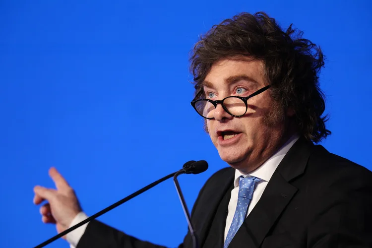 'Forças do céu parecem estar apoiando Milei', diz analista