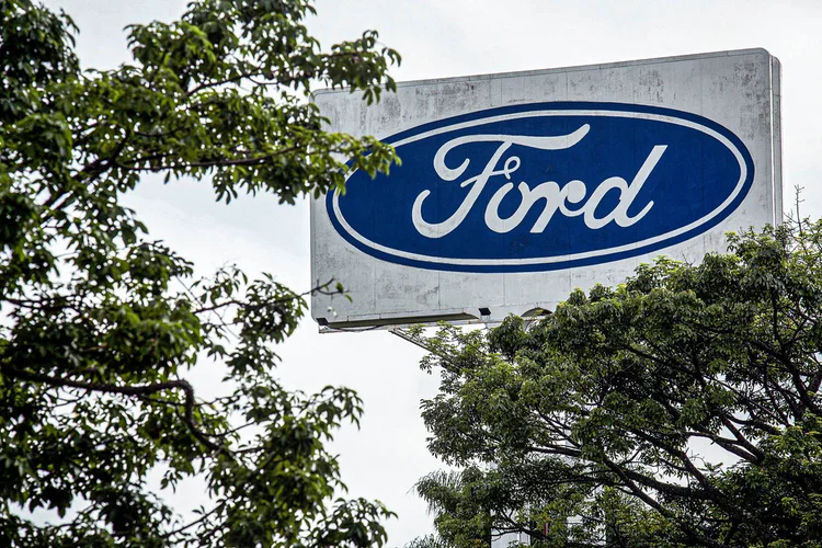 Ford abre 50 vagas de estágio em São Paulo e Bahia com foco em tecnologia e inovação