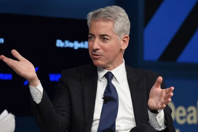 Gestora de Bill Ackman 'flopa' na bolsa em IPO com demanda baixa