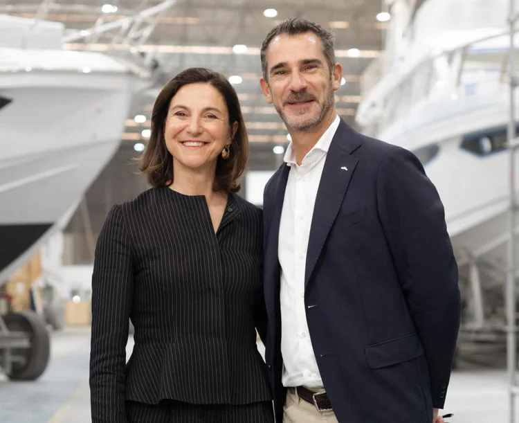 Gigante dos mares investe R$ 120 mi e anuncia produção de superiate em SC