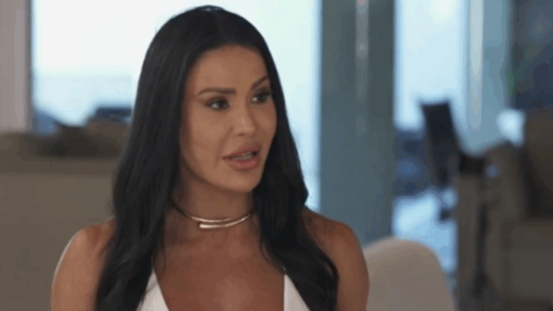 Gracyanne Barbosa surge em clima de romance em evento e revela mudança radical no rosto