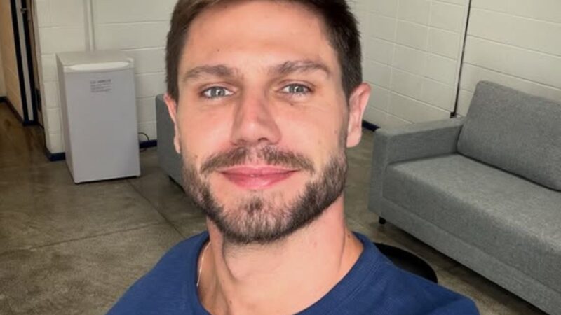 GRAVE! Ex-BBB Jonas Sulzbach se envolve em acidente de carro; veja