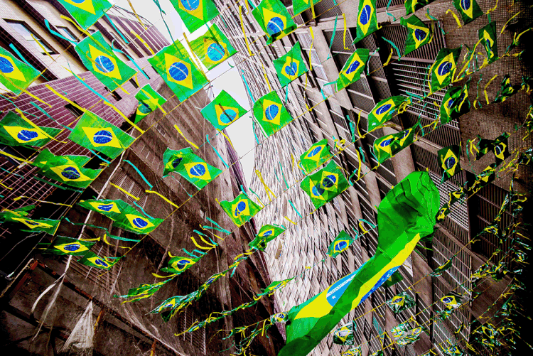 Guerra no Irã e alta do petróleo: o que muda no bolso do brasileiro?