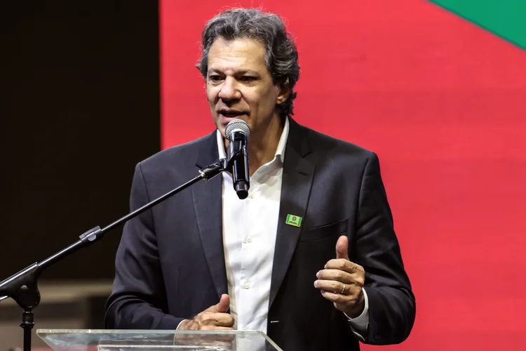 Haddad diz que ex-ministros se ofereceram para compor chapa em SP