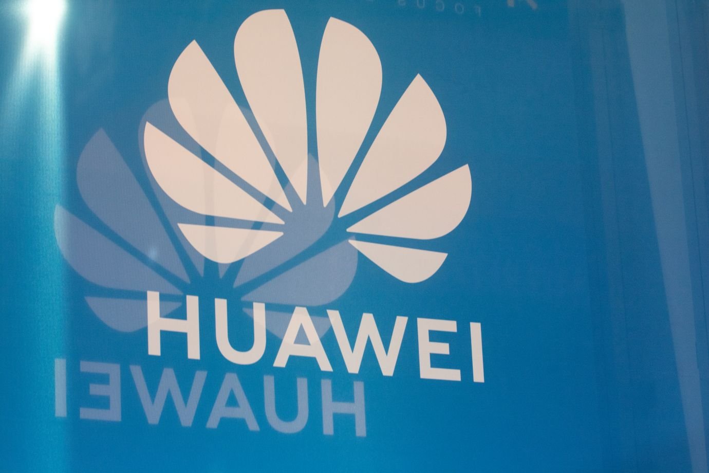 Huawei contorna sanções e promete chip de 1,4 nanômetro sem tecnologia dos EUA