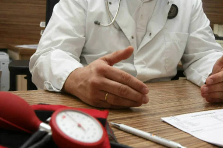 IA já pode prescrever medicamentos em parte dos EUA