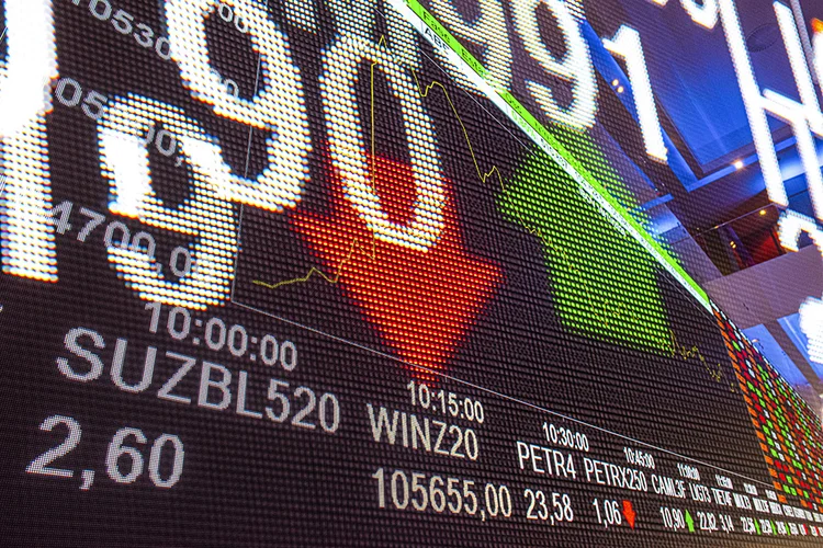 Ibovespa fecha em queda de 0,39% em dia de menor apetite a risco