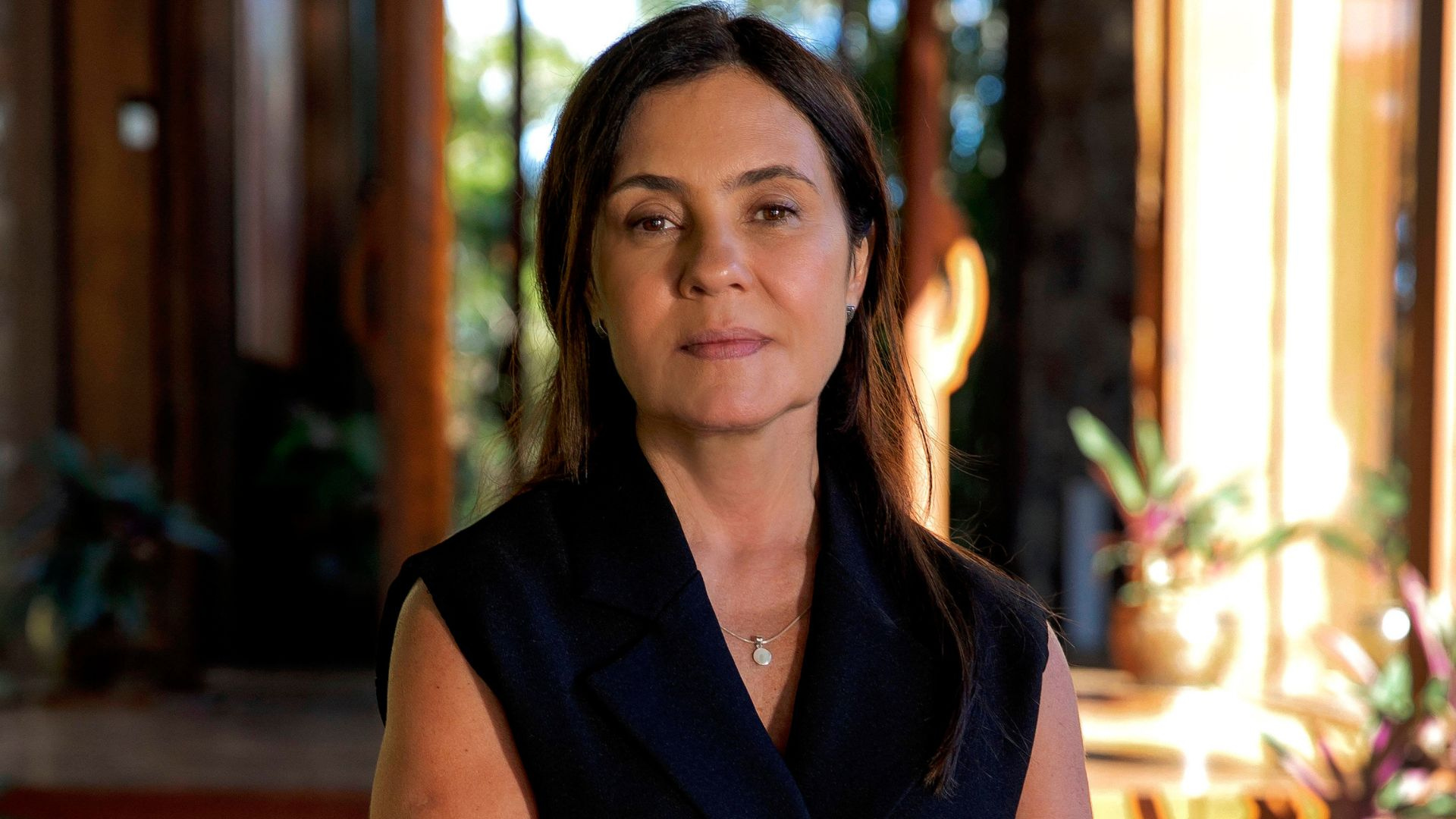 Internauta surpreende ao expor atitude de Adriana Esteves; veja