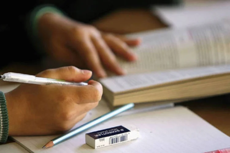 IPCA acelera novamente e fecha em 0,70% em fevereiro