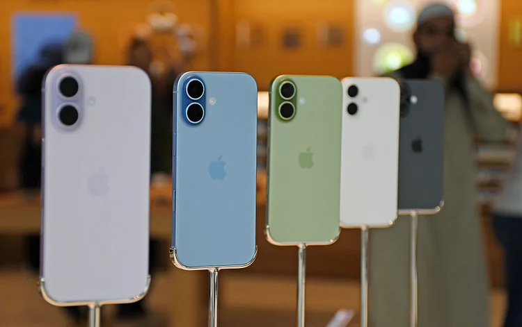 iPhone 17 é o smartphone mais vendido do mundo no primeiro trimestre de 2026