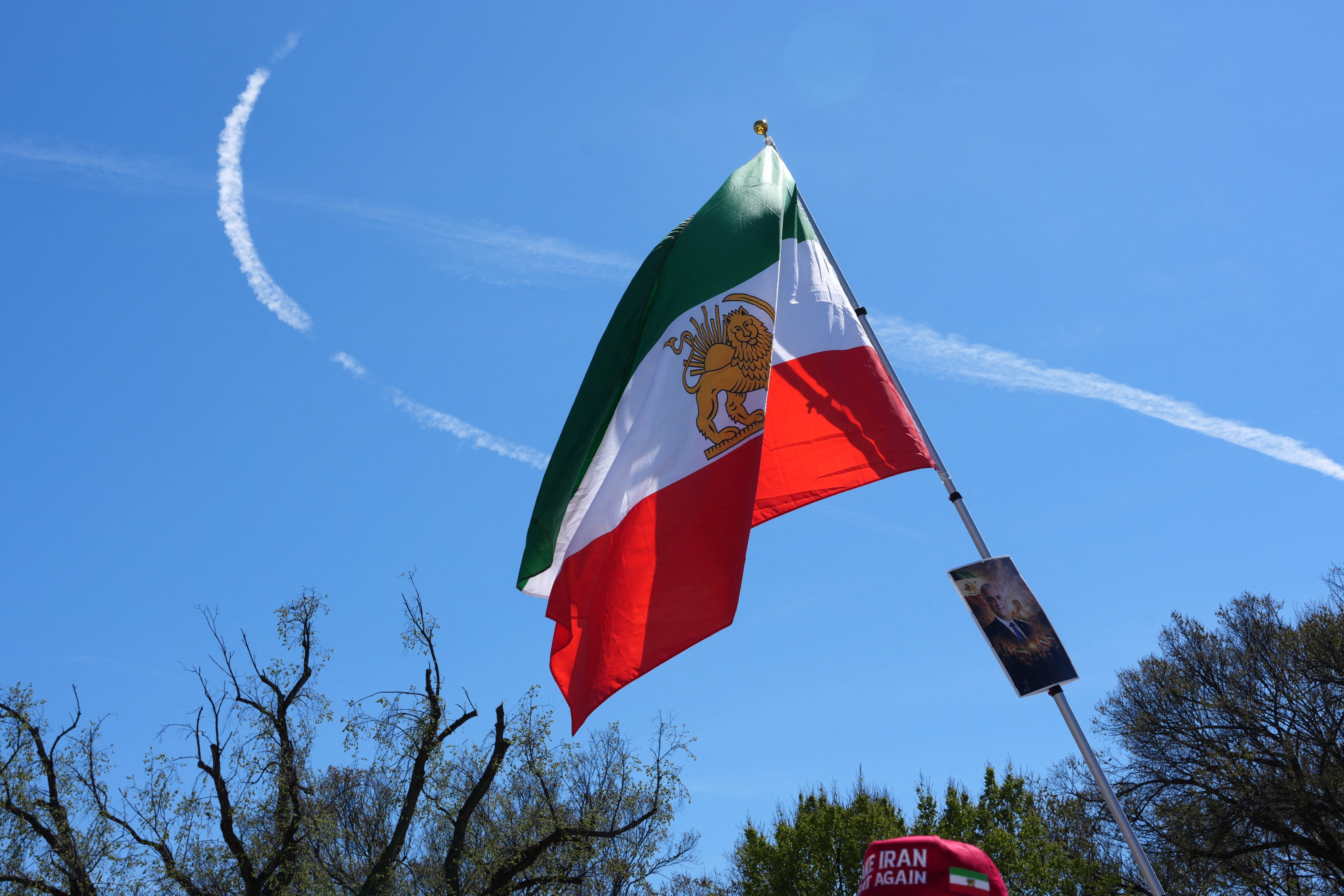 Irã afirma ter abatido drone de Israel em meio a cessar-fogo