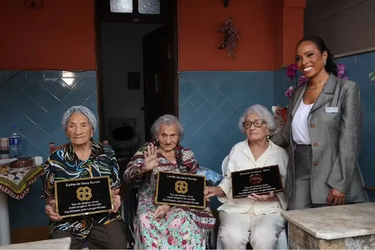 Irmãs brasileiras somam 316 anos e entram para o Guinness Records como trio mais longevo do mundo
