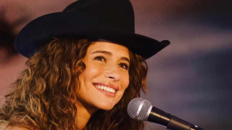 Isadora Cruz, de Coração Acelerado, exaltou sertaneja que foi morta em trágico acidente: ‘Me emociono’