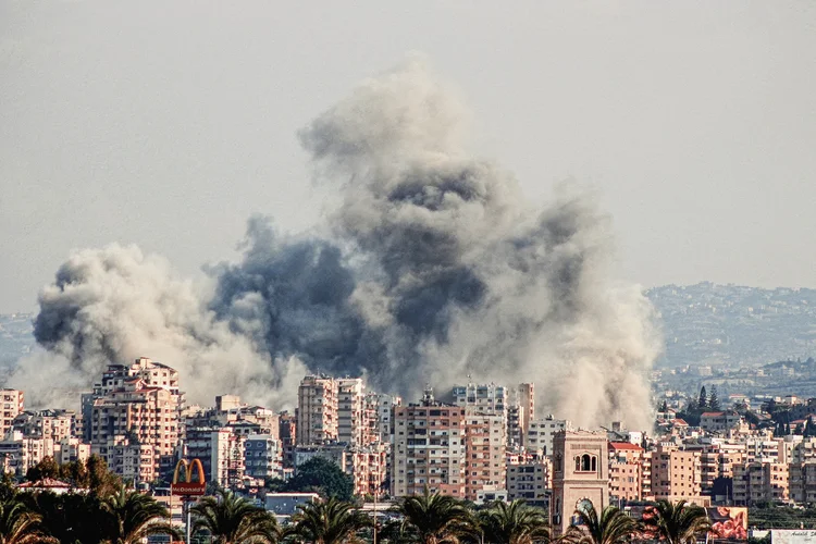 Israel amplia presença militar no Líbano após ofensiva contra Hezbollah