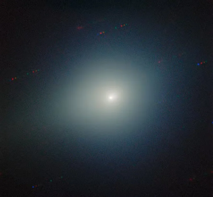 Jardineiro interestelar? Cometa 3I/ATLAS pode ter 'espalhado' vida pelo Sistema Solar