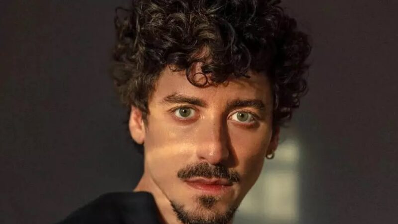 Jesuíta Barbosa é convidado pela Globo para protagonizar novela; saiba detalhes