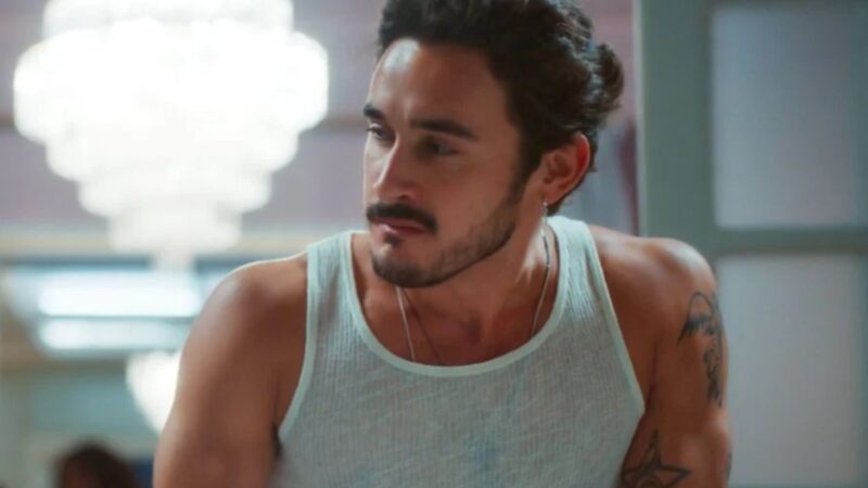 João Raul flagra Agrado com outro homem em ‘Coração Acelerado’; veja quem