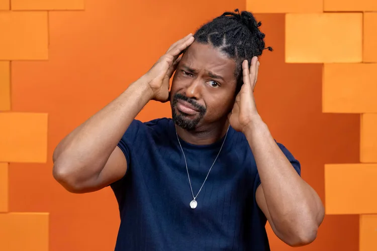 Leandro Boneco vai sair do BBB 26? Enquete mostra quem deve ser eliminado