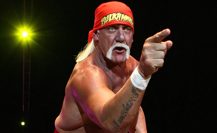 Lenda da luta livre, Hulk Hogan consumiu doses de opioides 'que matariam um cavalo'