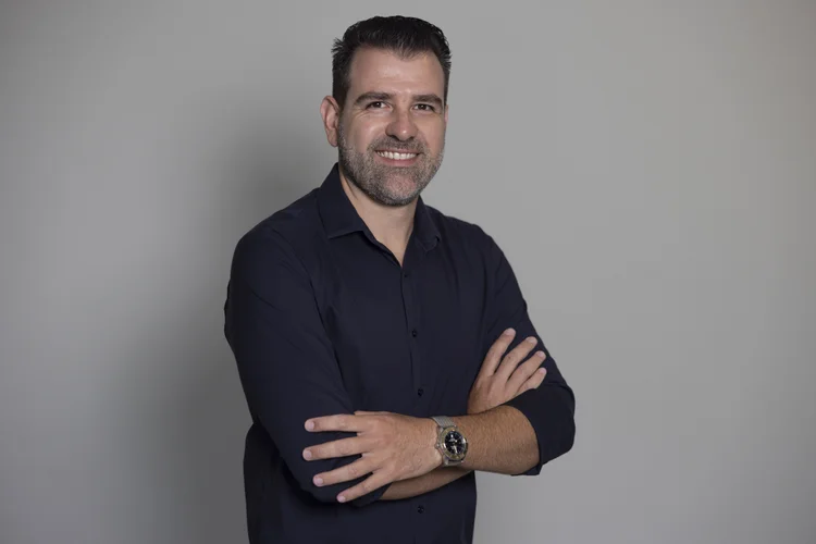 Líder em moda tech no país anuncia mudanças e mira 70% do mercado global