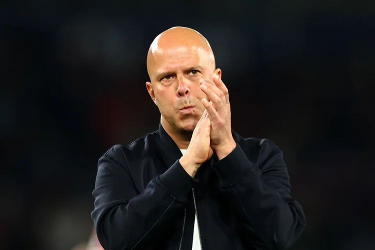 Liverpool x Fulham: horário, onde assistir e prováveis escalações