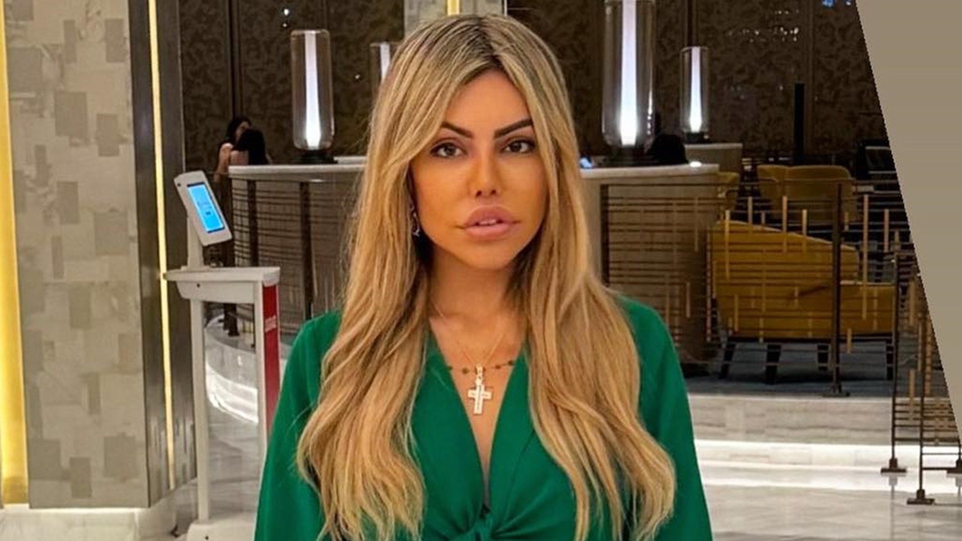 Liziane Gutierrez se envolve em confusão e é ameaçada de prisão em hotel da seleção do Egito