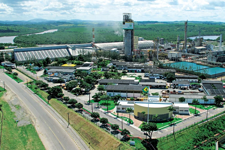 Lula anuncia investimentos de R$ 72,5 bi da Petrobras no Sergipe