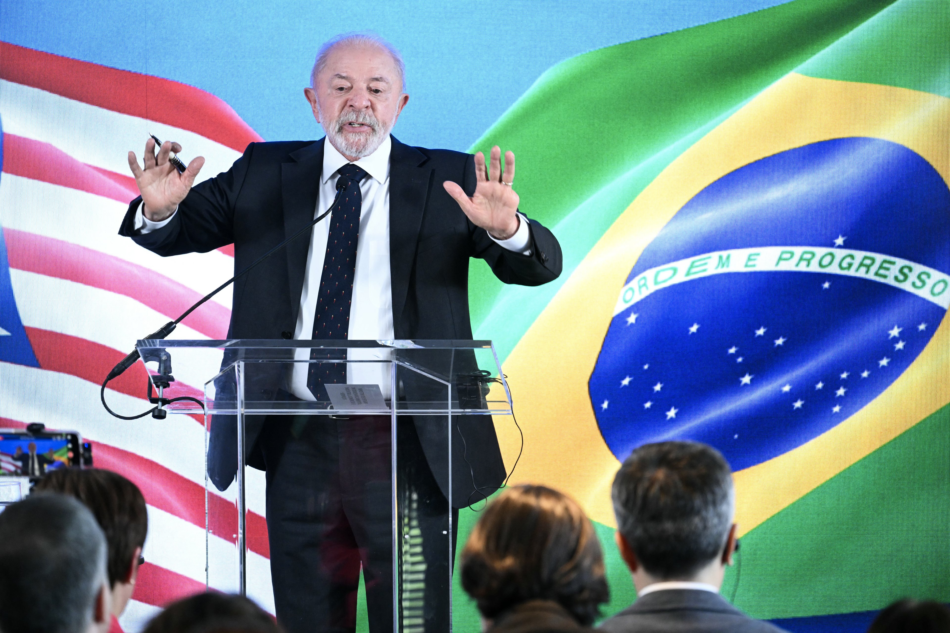 Lula classifica aprovação do fim da escala 6x1 como 'conquista histórica'