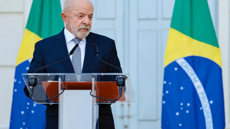 Lula é flagrado no G7 dando bronca por Mauro Vieira ter chegado cedo; vídeo