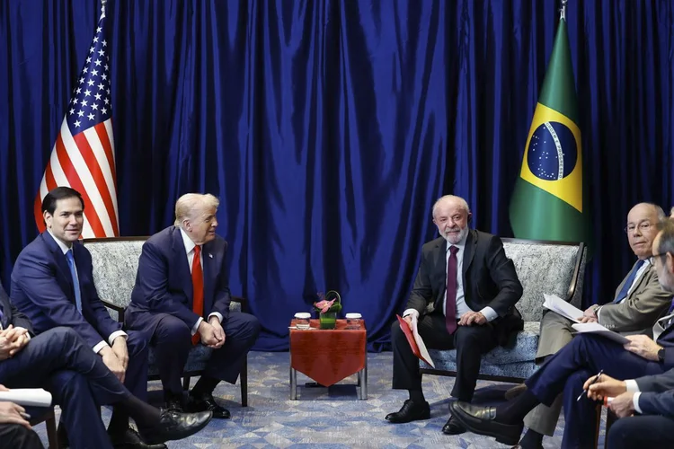 Lula e Trump se reúnem na Casa Branca hoje; veja o que está em jogo