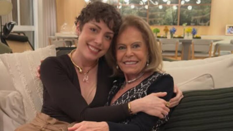 LUTO! Fabiana Justus comove a web ao lamentar a morte da avó: ‘Está doendo’