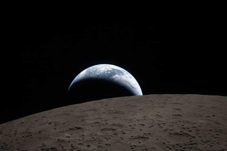 Maio tem chuva de meteoros e Lua Azul; veja quando observar