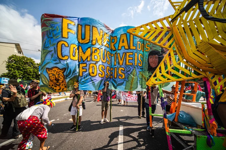 Mapa dos combustíveis fósseis: Brasil tenta liderar roteiro global, mas segue sem caminho em casa