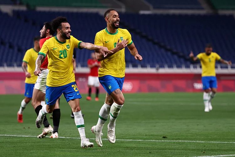 Matheus Cunha: trajetória e como joga o atacante da Seleção Brasileira