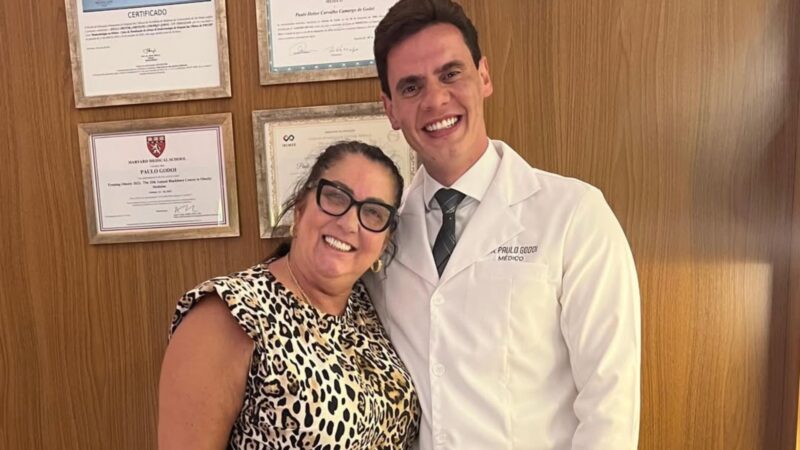 Médico celebra evolução da mãe de Virginia após transformação radical; veja antes e depois