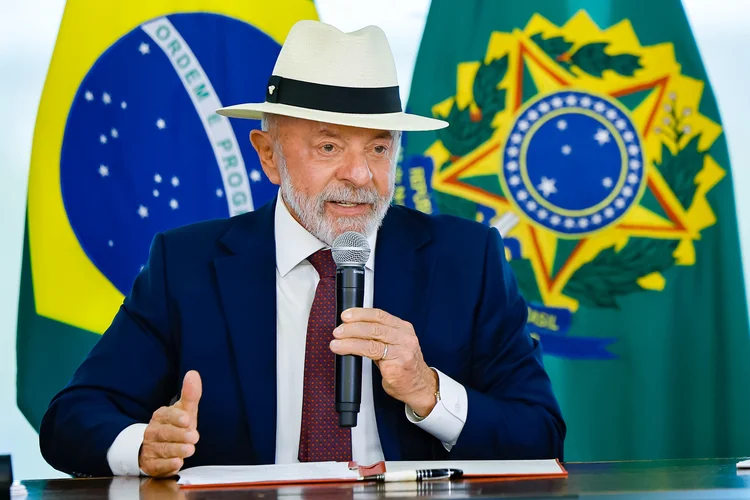 Meio/Ideia: desaprovação de Lula chega a 53% e atinge pior nível do ano