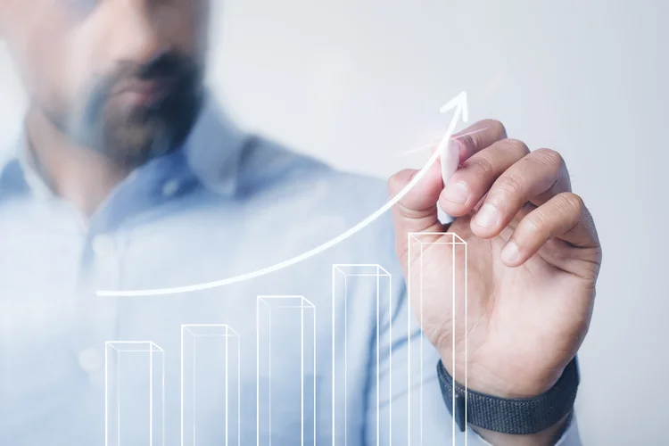 Mercado de franquias cresce 10,5% e fatura de R$ 301,7 bilhões em 2025