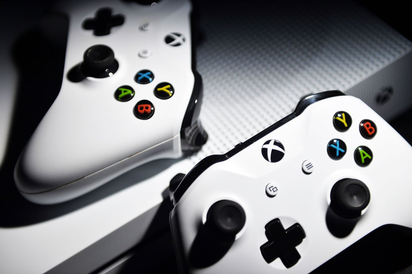 Microsoft anuncia aumento de preços de consoles Xbox pela 3ª vez em 13 meses